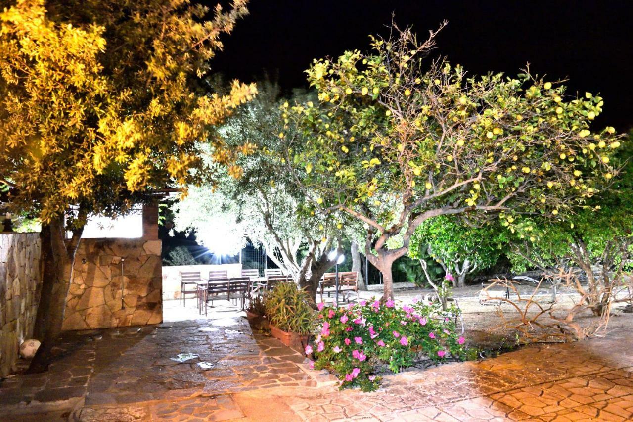 Villa Arancio Cala Liberotto Exterior photo