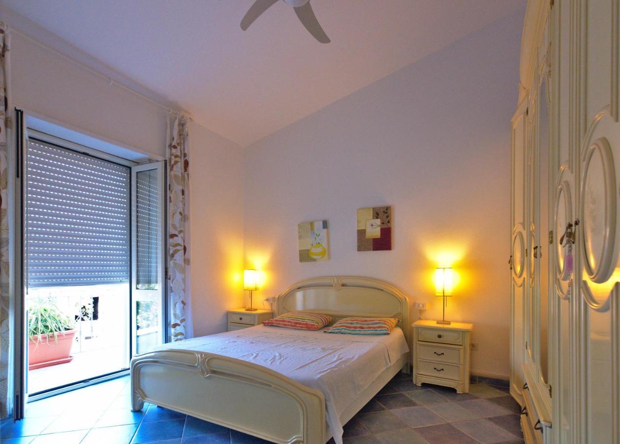Villa Arancio Cala Liberotto Exterior photo